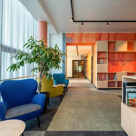 Art Pallas By Tartuhotels Hotell