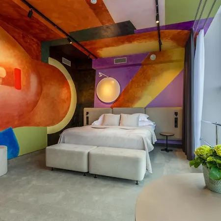 Art Pallas By Tartuhotels Otel