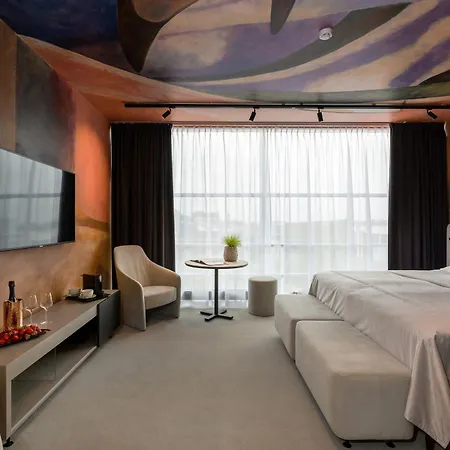 Art Pallas By Tartuhotels 3*