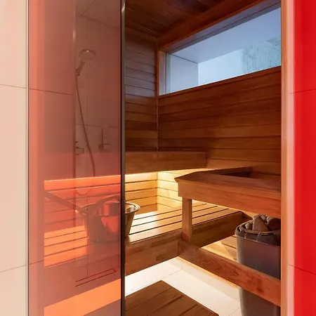 Hotelli Art Pallas By Tartuhotels 4*