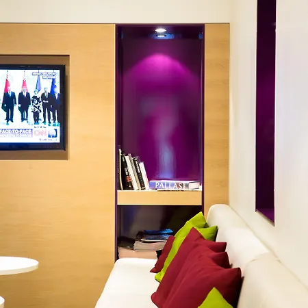 호텔 Art Pallas By Tartuhotels 3*
