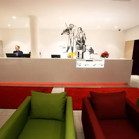 فندق Art Pallas By Tartuhotels 3*