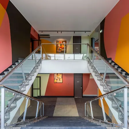 Art Pallas By Tartuhotels Otel