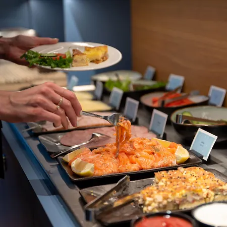 Art Pallas By Tartuhotels 3*