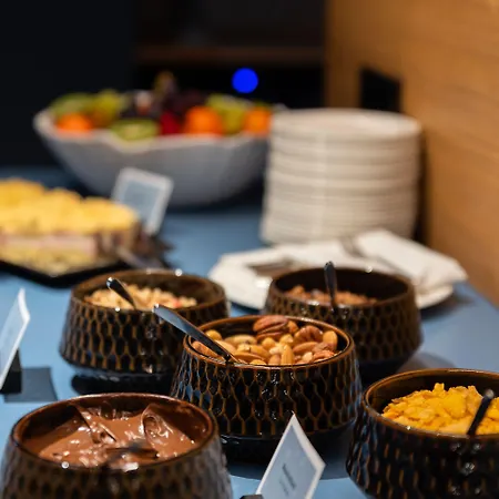 Art Pallas By Tartuhotels