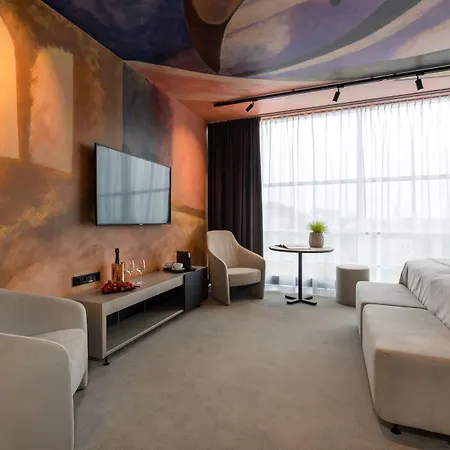 호텔 Art Pallas By Tartuhotels 4*
