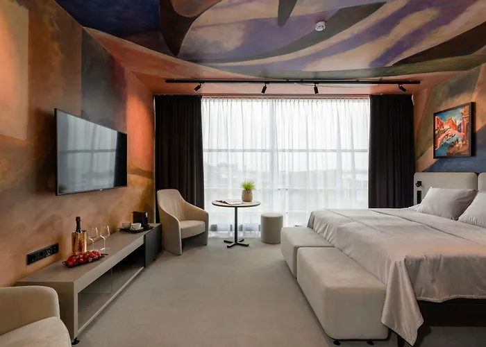 Art Pallas By Tartuhotels 3*