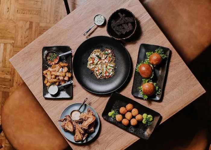 Art Pallas By Tartuhotels Hotel 3*