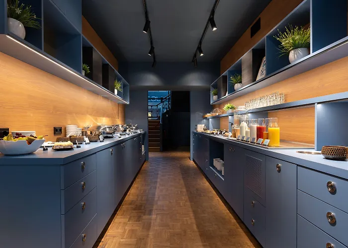 Art Pallas By Tartuhotels Hotel